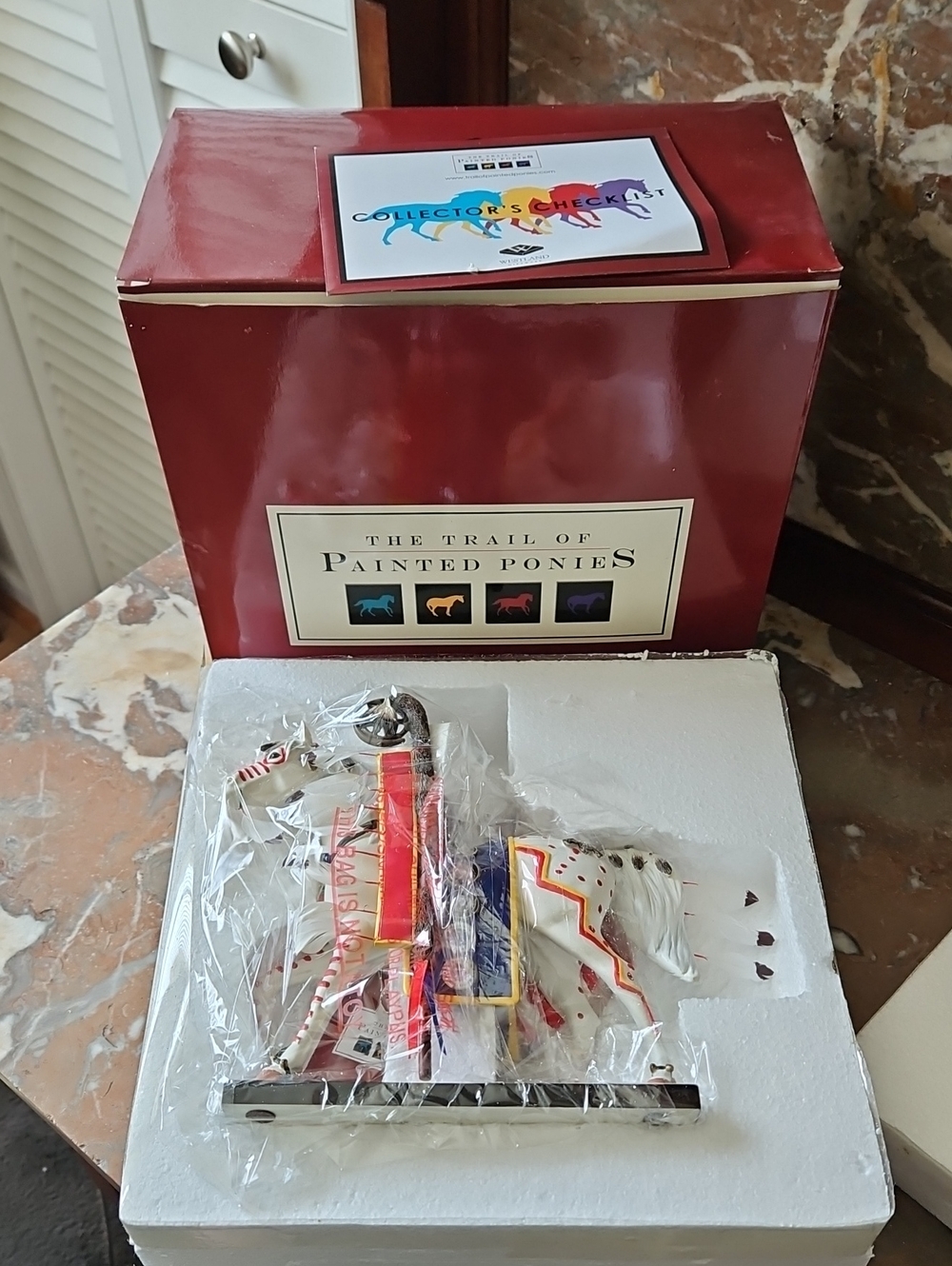 NWT 2008 Trail Of Painted Ponies #12267 Trail Of Honor #1E/6642